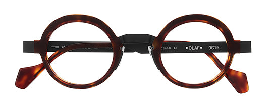 Anne Et Valentin / OLAF