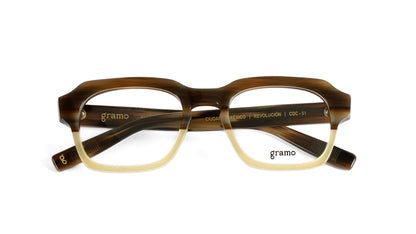 Gramo / Revolución