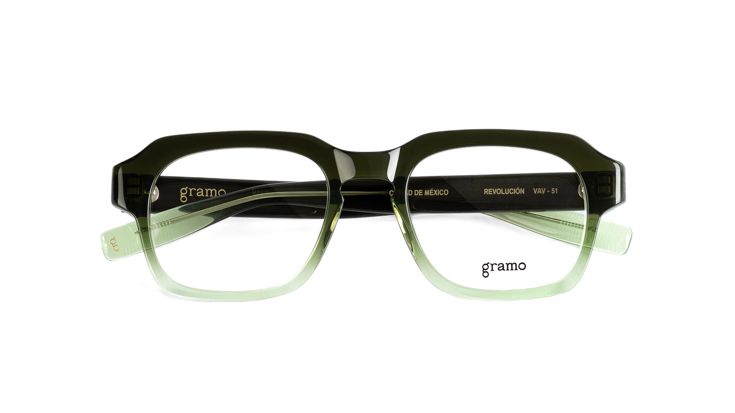 Gramo / Revolución